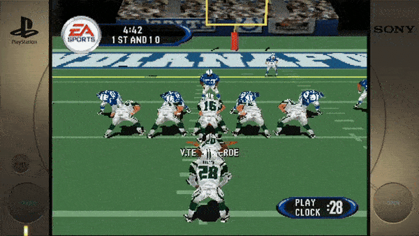 PlayStation EA SPORTS 4:42 1ST AND 10 V. TESTAVERDE PLAY CLOCK 28 SONY