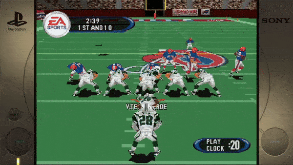 **PlayStation** **EA Sports** **2:39** **1st and 10** **TEST'S** **BOTTOM** **Frosty STADIUM** **V. TESTAVERDE** **PLAY CLOCK : 20**